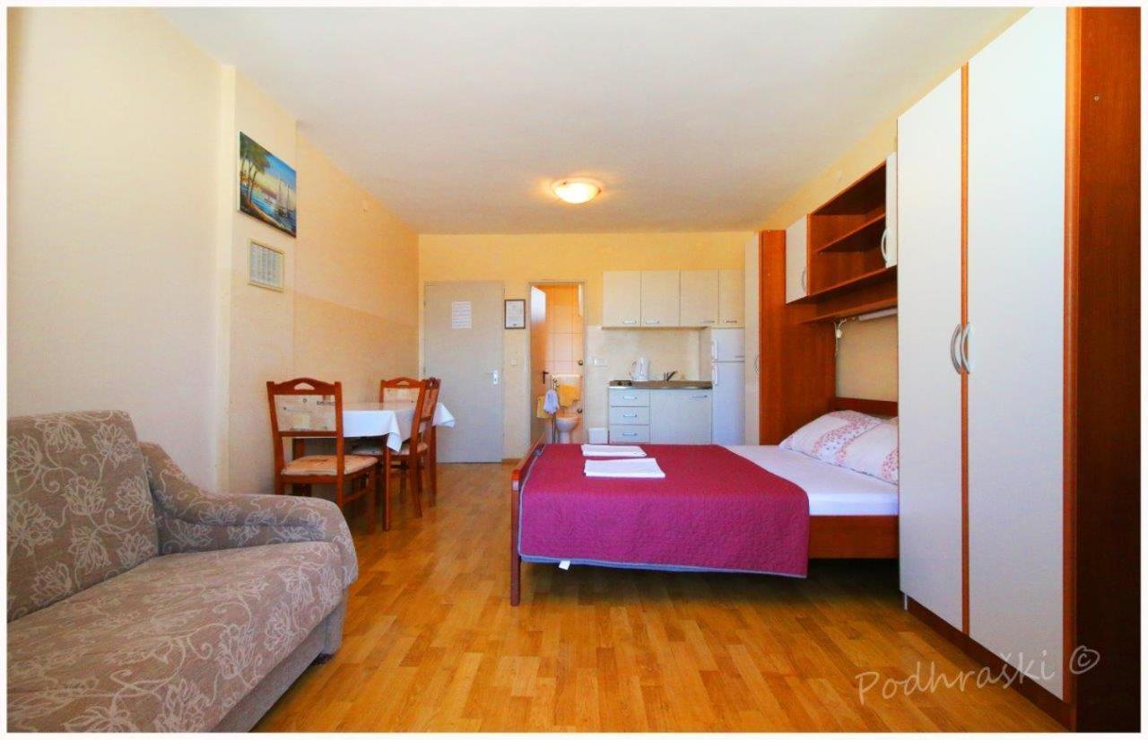 Primosten Apartments المظهر الخارجي الصورة