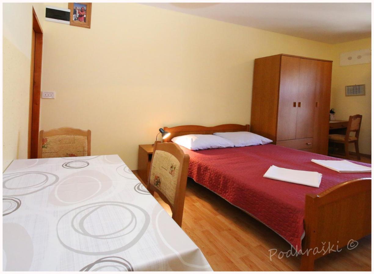 Primosten Apartments المظهر الخارجي الصورة