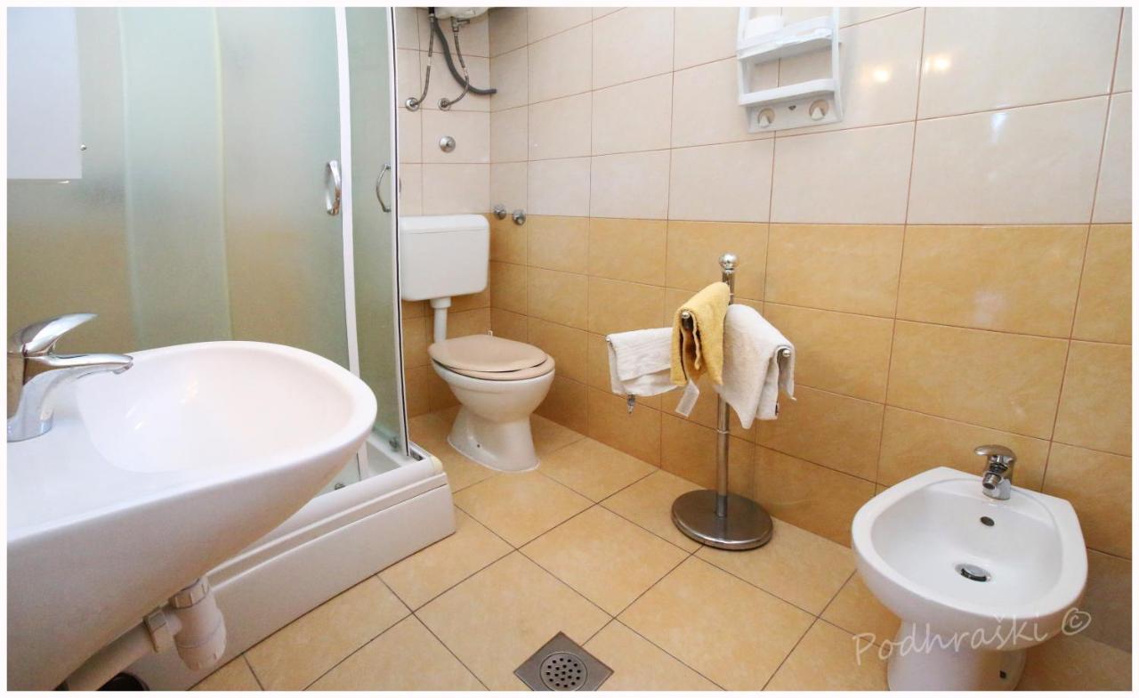 Primosten Apartments المظهر الخارجي الصورة